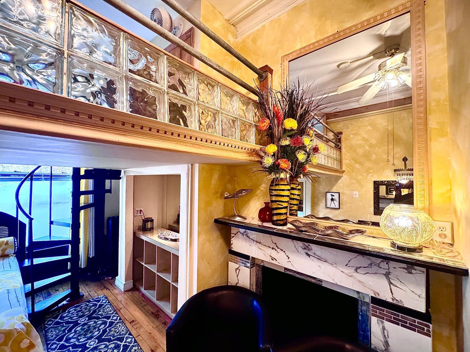 The International Cozy Inn Нью-Йорк Экстерьер фото