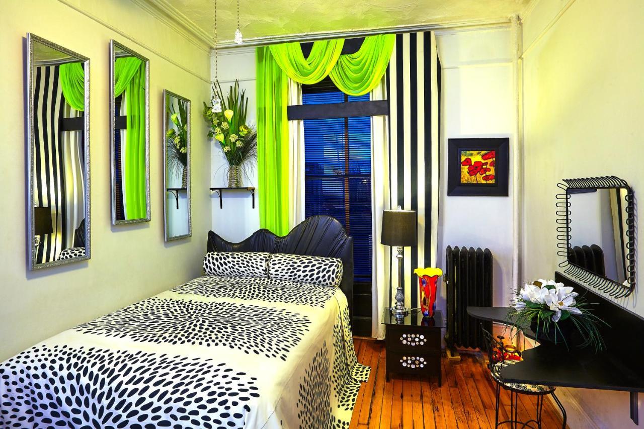 The International Cozy Inn Нью-Йорк Экстерьер фото